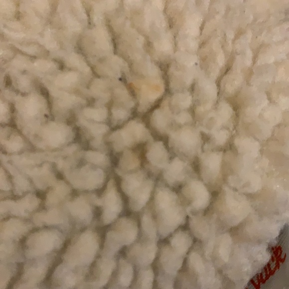 Jean jacket with fur on the inside - Picture 3 of 3